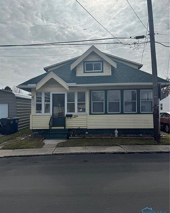 1st image of 3034 129th St