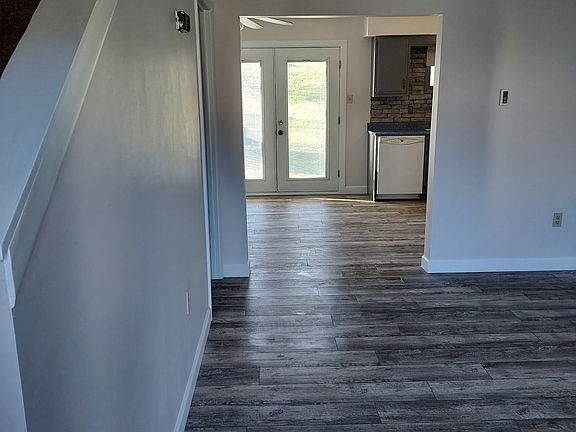 4th image of 612 Harvest View Ln #612