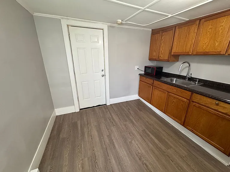 48-50 Portland St #2-48 — Photo 11