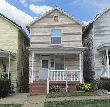 1st image of 1222 Elm St
