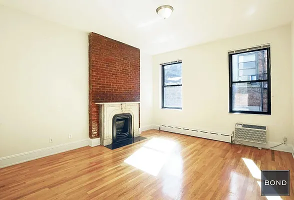 Rented by Bond New York | media 11