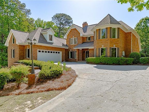 2nd image of 4405 Clack Rd