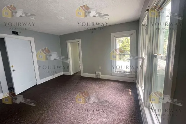 275-277 Glenwood Ave #2 — Photo 4