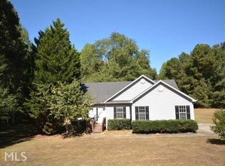 95 O'Tara Woods Dr, Newnan, GA 30263