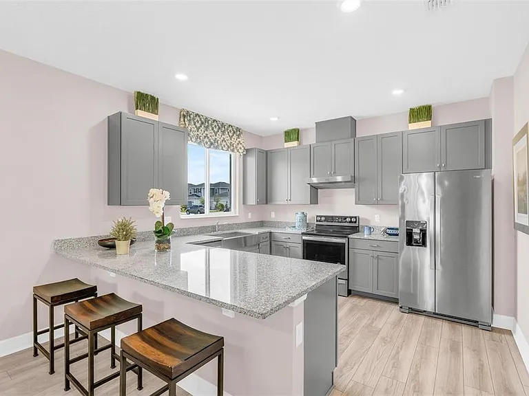 2729 Sanctuary Dr — Photo 6