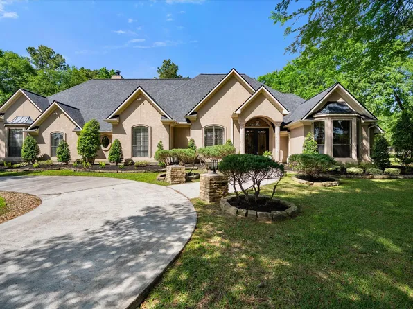 9819 Crestwater Circle, Magnolia, TX 77354
