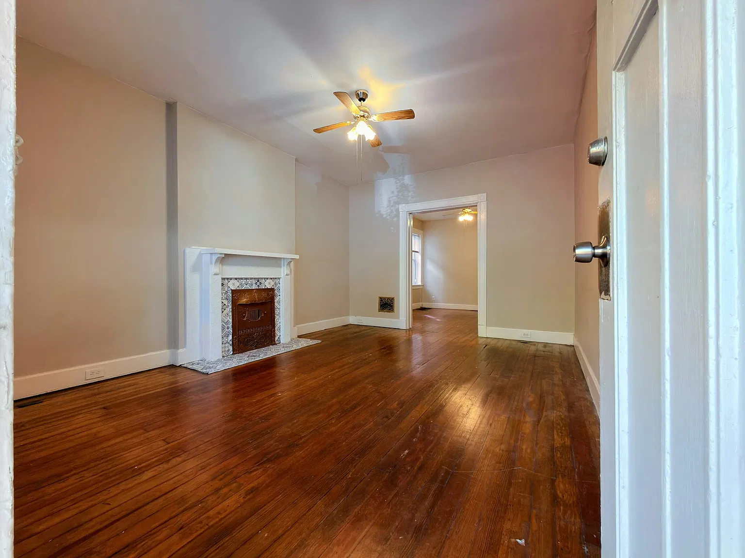 4216-4218 Arsenal Street, Unit 4216-1F — Photo 3