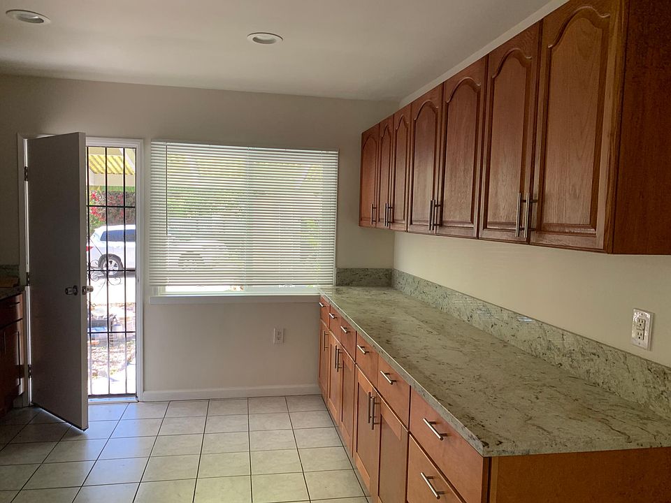 1st image of 735 S Louise St #1