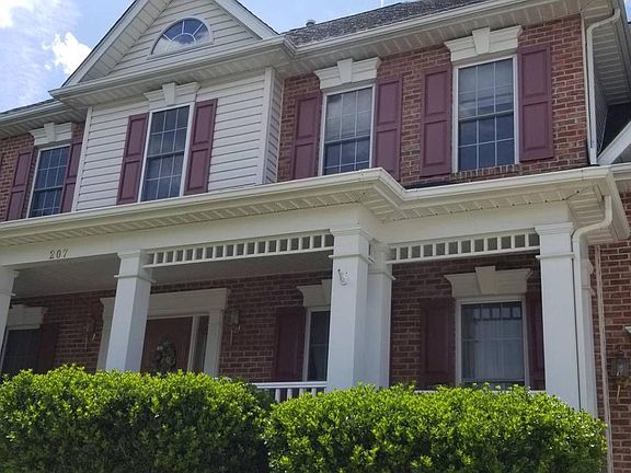 3rd image of 207 Darby Dr