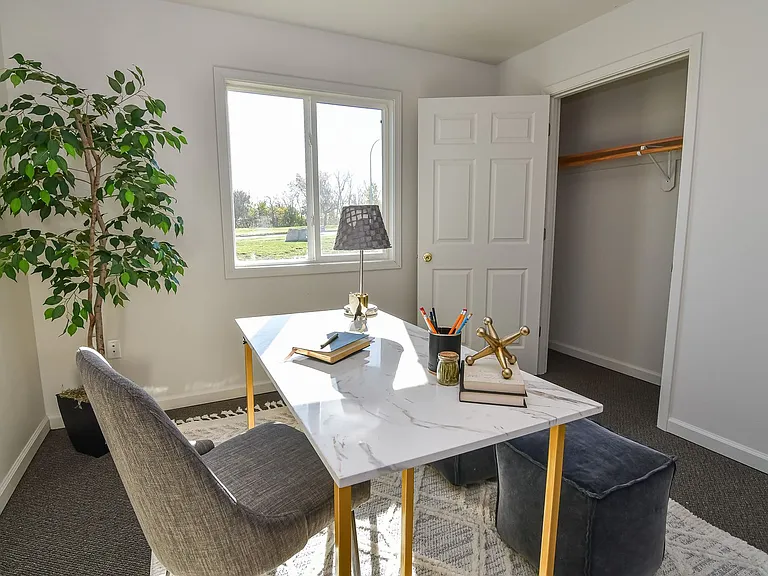 100 Deerwood Dr — Photo 11