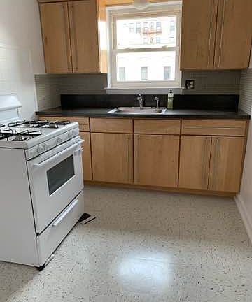 4th image of 31-26 41st St #2
