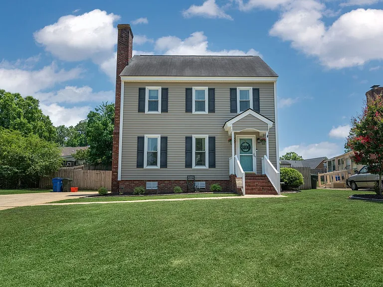 3106 Fieldstream Dr N — Photo 1