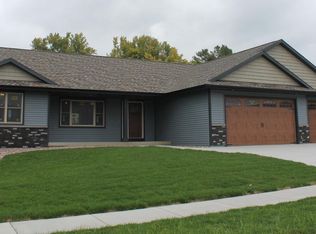 1001 Valley View Dr, Holmen, WI 54636