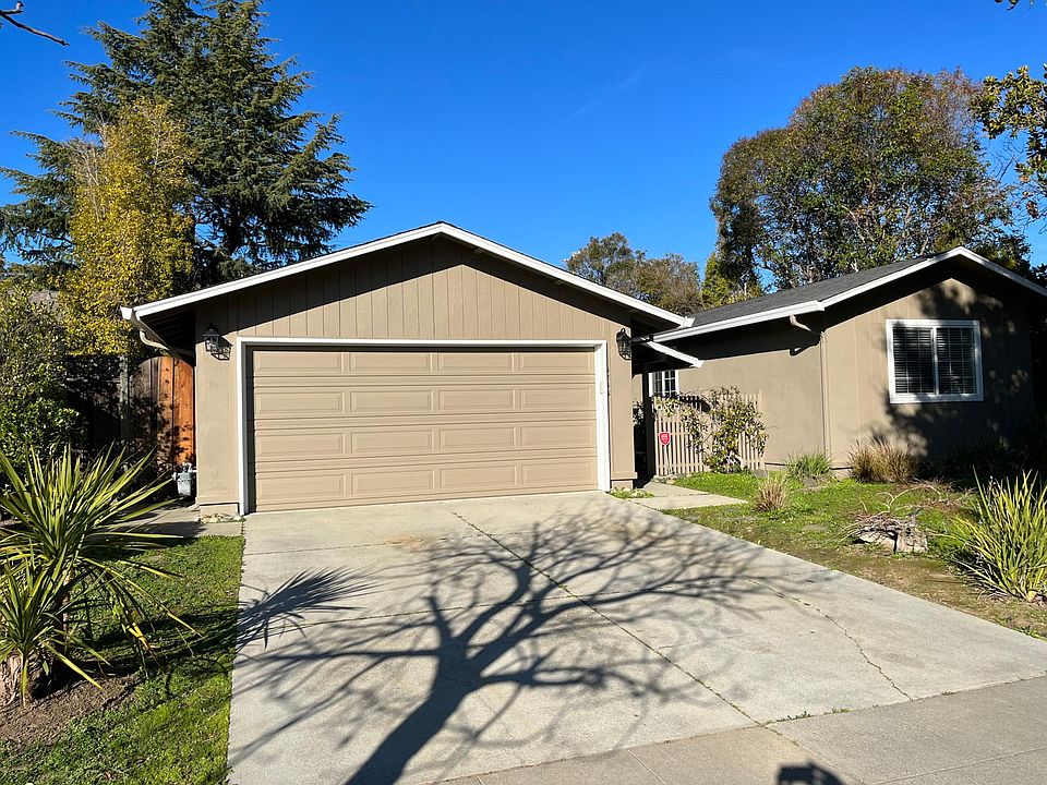 1st image of 4745 Vanderbilt Dr