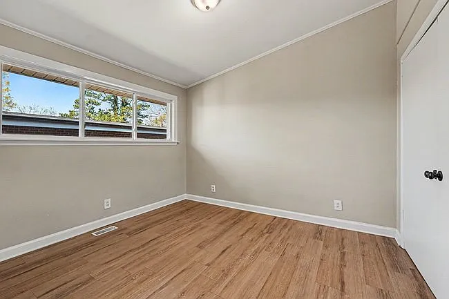 513 Saunders Pl #A — Photo 8