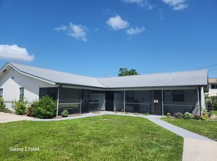 11450-1 Char Ann Dr, Fort Myers, FL 33908