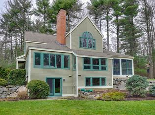104 Nickles Ln, Carlisle, MA 01741