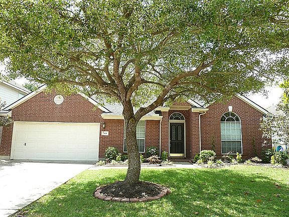 2nd image of 3610 Walden Dr