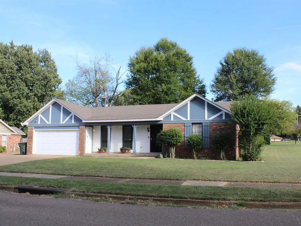 3100 Mary Elizabeth Dr
