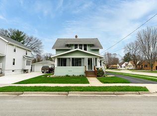609 S Lincoln Ave, Beaver Dam, WI 53916