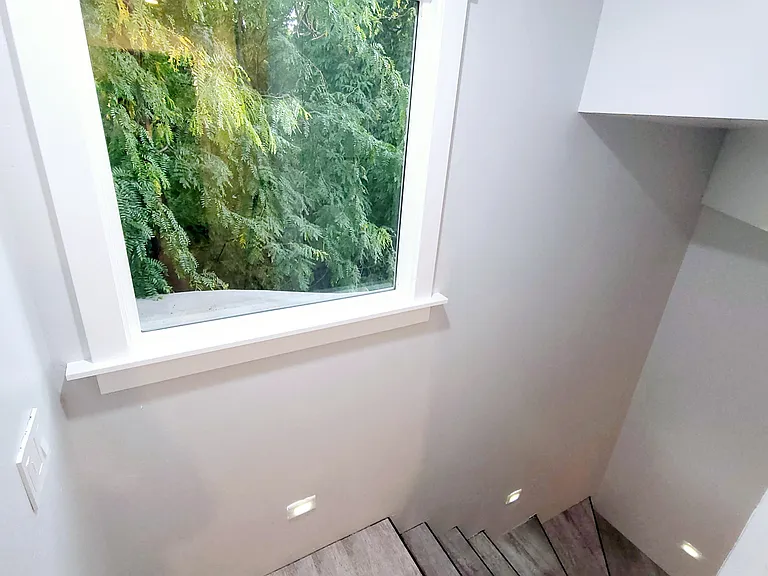 699 N 600 E — Photo 28