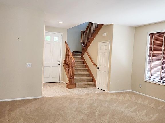 3rd image of 17624 Gladesworth Ln