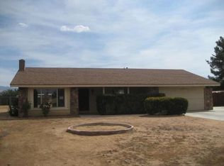 12507 Waynoka Rd, Apple Valley, CA 92308
