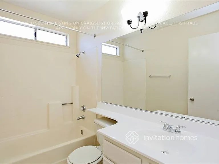 2350 N Milor Ave — Photo 12