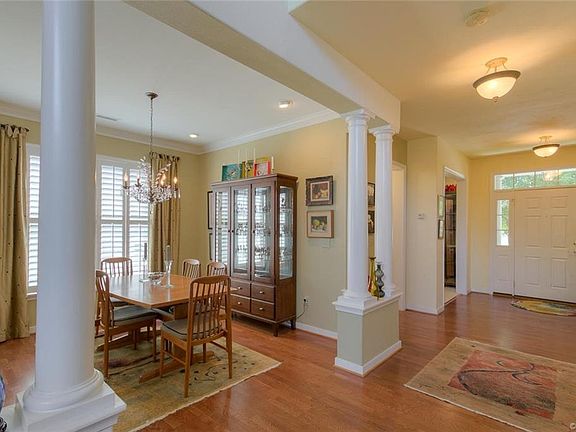 5th image of 3404 Edwardsville Dr