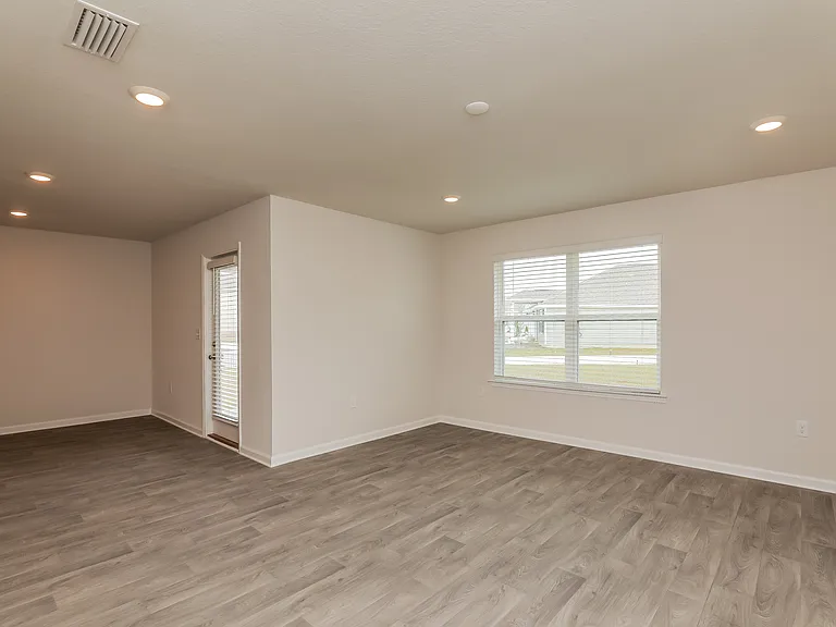 5812 Tiagra Dr — Photo 2