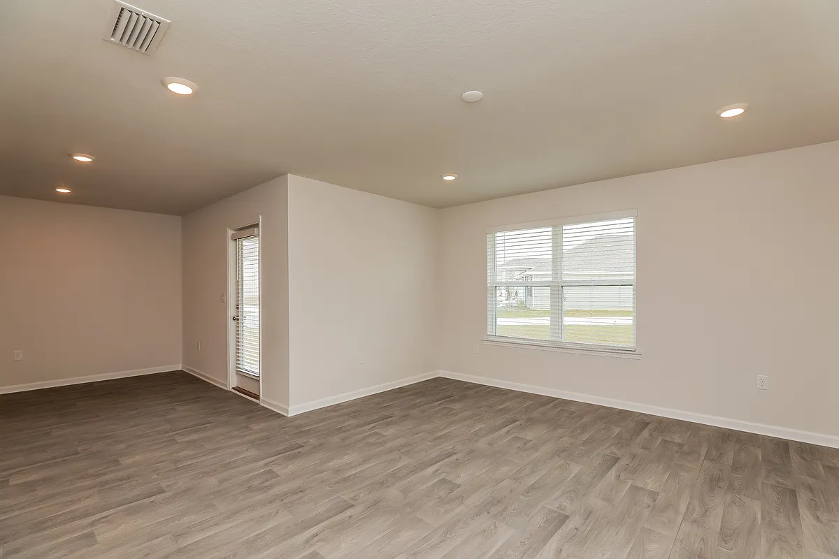 Building Photo - 5812 Tiagra Dr