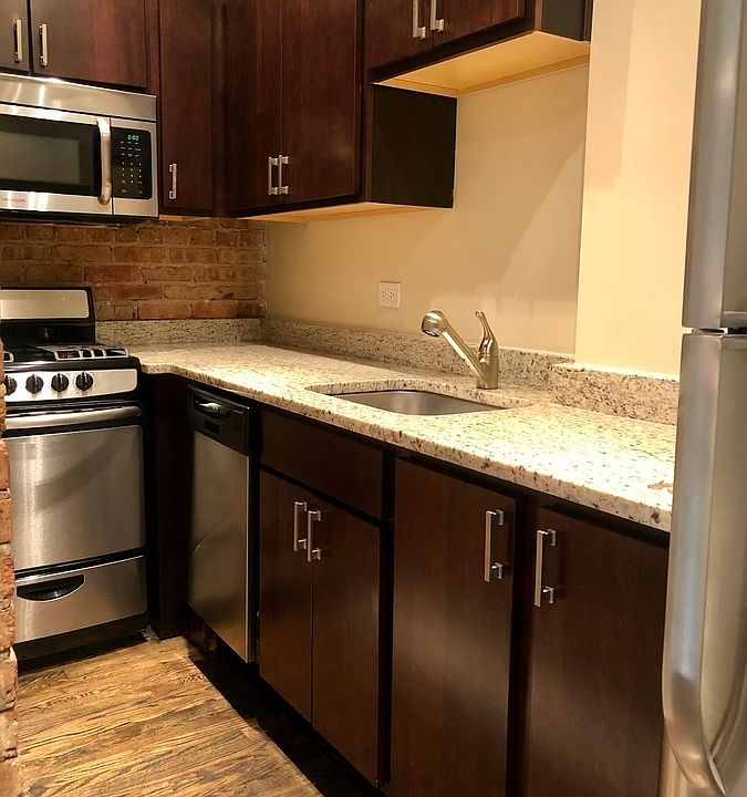1st image of 925 W Schubert Ave APT 2A