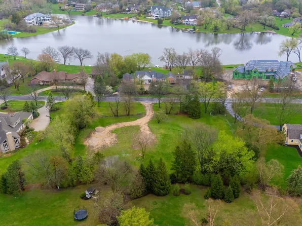 1846 Clover Dr, Inverness, IL 60067