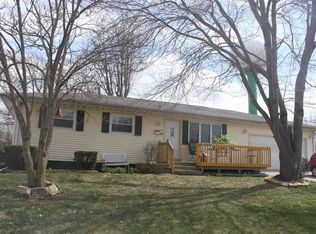 1629 13th St, Silvis, IL 61282