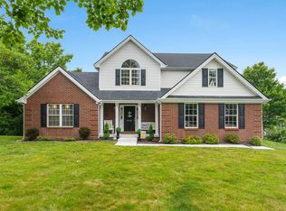 105 Falcon Ct, Georgetown, KY 40324