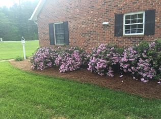 2467 Piney Mountain Rd, Walnut Cove, NC 27052