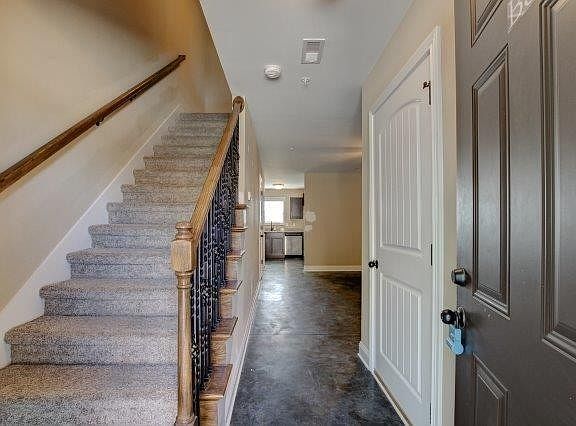 4th image of 1615 Railton Ct APT B8