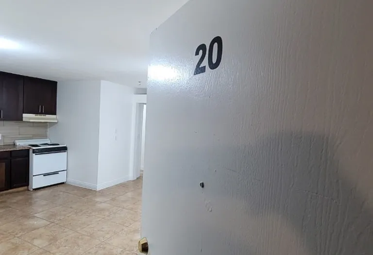 305 N 10th St #20 — Photo 2