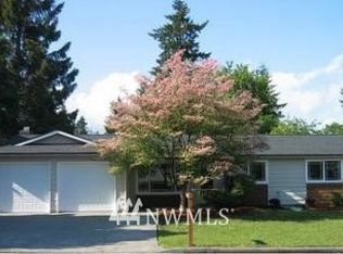 8330 NE 143rd St, Kirkland, WA