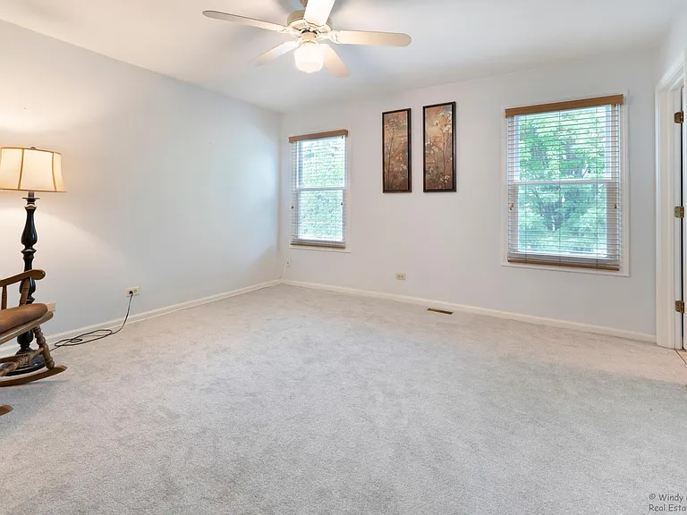 770 Waterford Ct — Photo 14