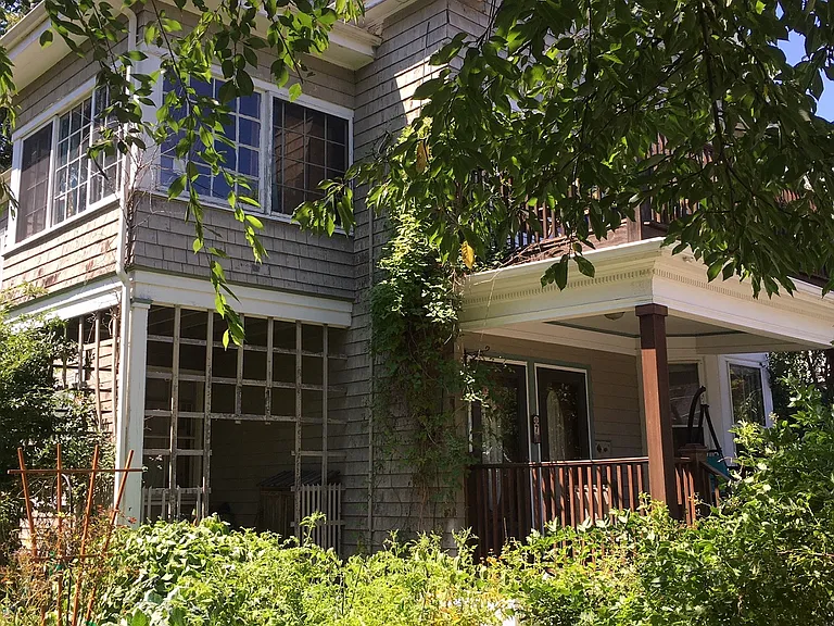 7 Burr St #1 — Photo 37
