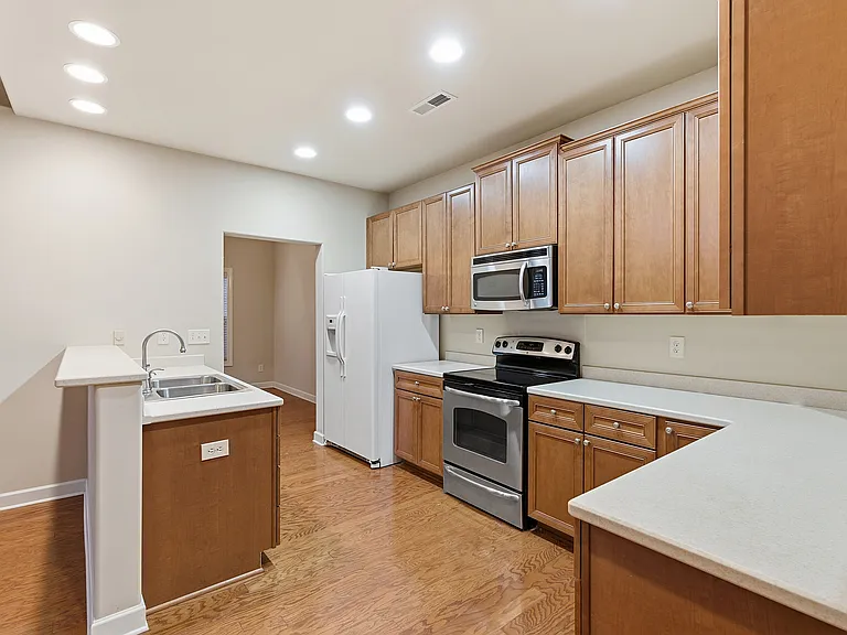 1826 Rushing Wood Dr NW — Photo 4