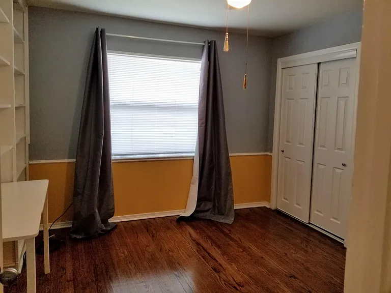 2104 Hillburn Dr — Photo 8