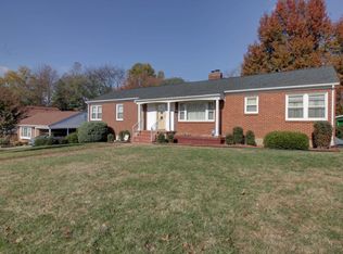1018 Halliahurst Ave, Vinton, VA 24179