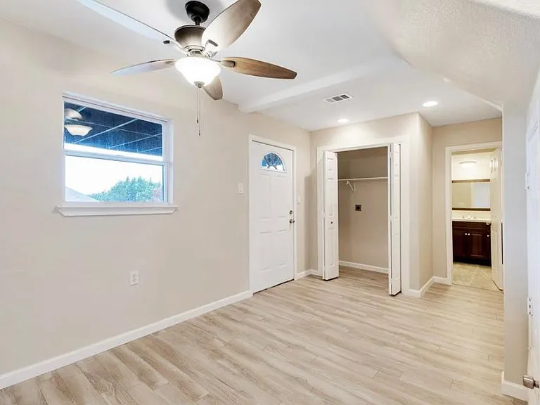 340 Southwind Rd — Photo 18