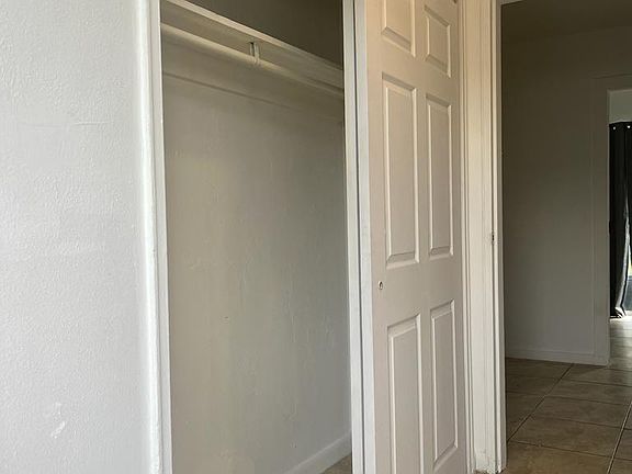 5th image of 14280 NE 6th Ave APT 5