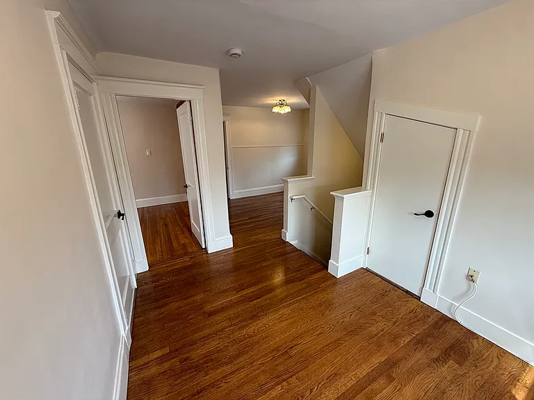 19 Chauncey St #3 — Photo 3
