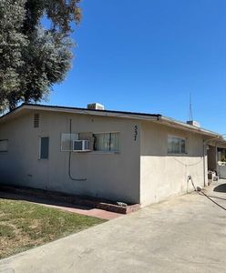 537 W University Avenue, Fresno, CA, 93705