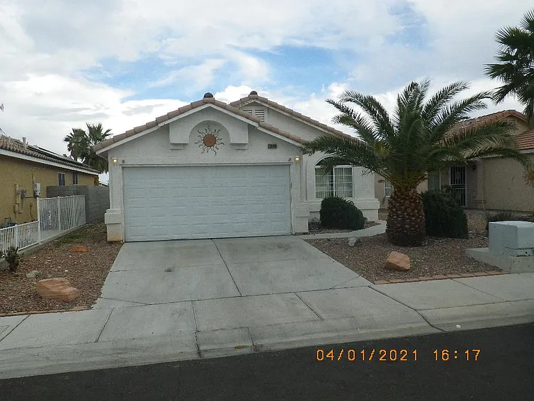 3640 Walnut Wood St — Photo 1