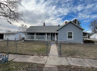 412 East St, Wood River, NE 68883